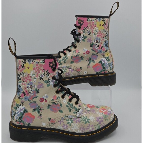 Womens Dr. Martens 1460 Cream Leather Floral Combat Boots Size 7M EU 38 EUC - Picture 1 of 10